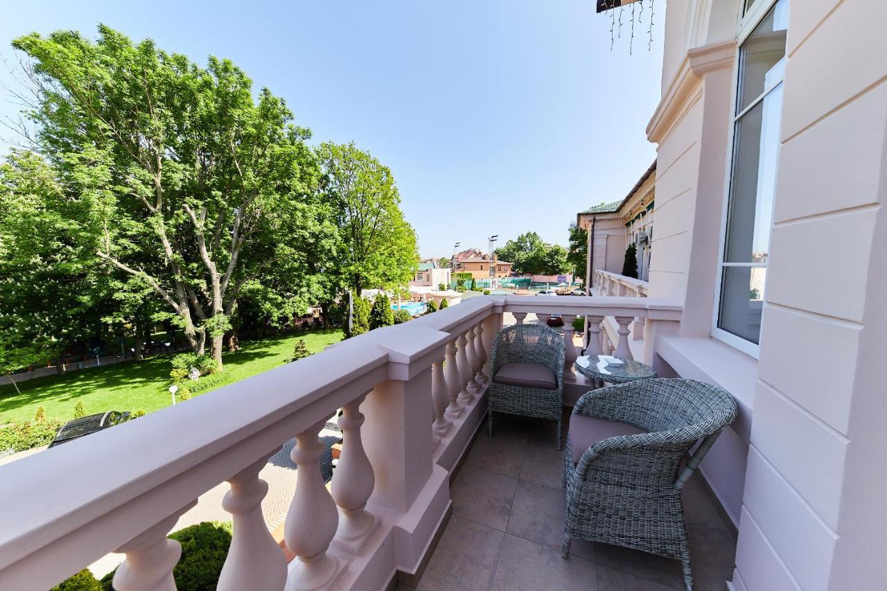 Arcadia Plaza Hotel Odessa Exterior foto