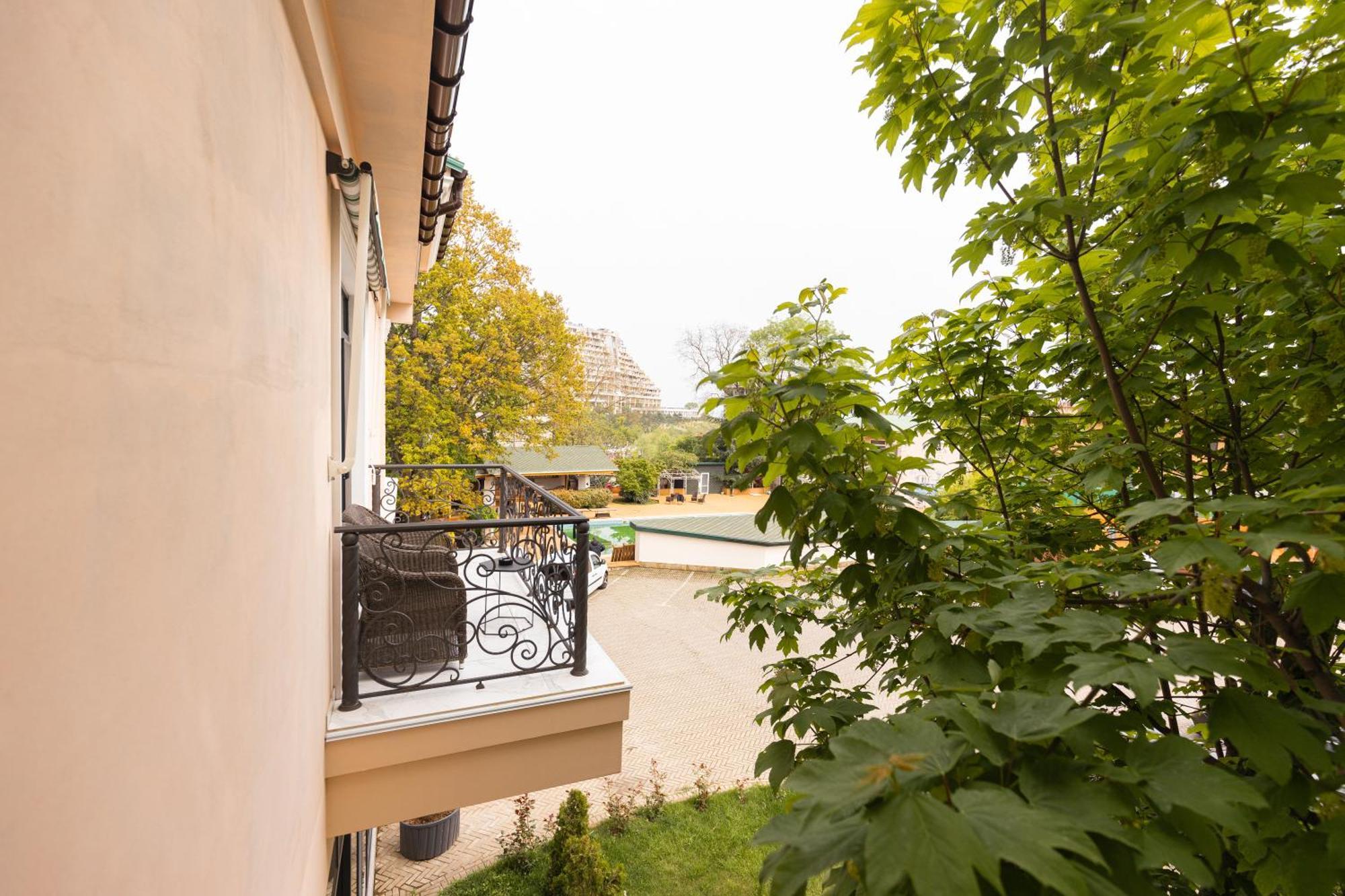 Arcadia Plaza Hotel Odessa Exterior foto